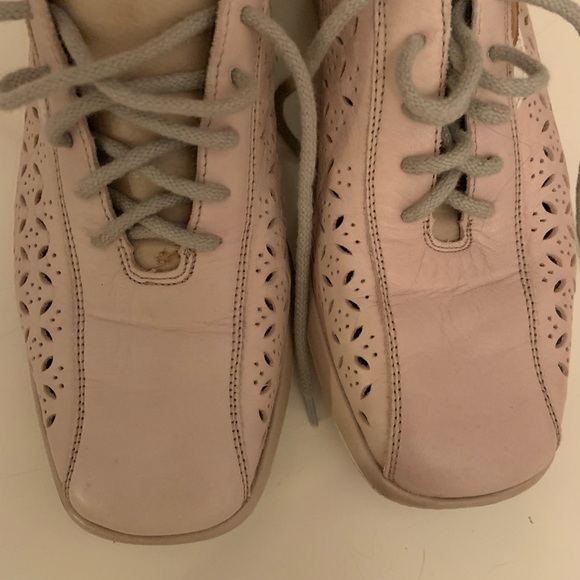 Rieker woman’s sneakers size 7-7.5 - Picture 4 of 9